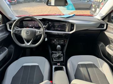 Car image 12