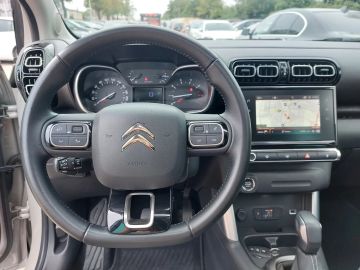 Car image 28