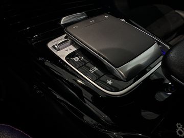 Car image 33