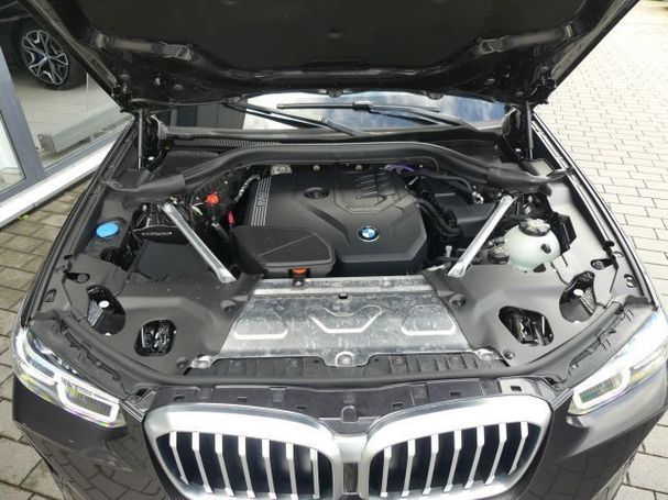 BMW X3 xDrive20i 135 kW image number 6