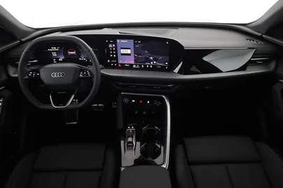 Car image 30