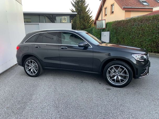 Mercedes-Benz GLC 300 de 4Matic 225 kW image number 3