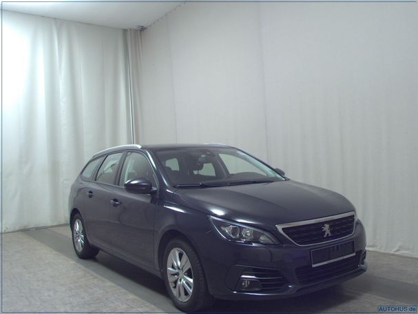 Peugeot 308 SW BlueHDi Active 96 kW image number 2