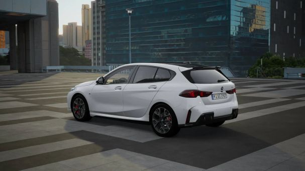 BMW 120i 103 kW image number 4