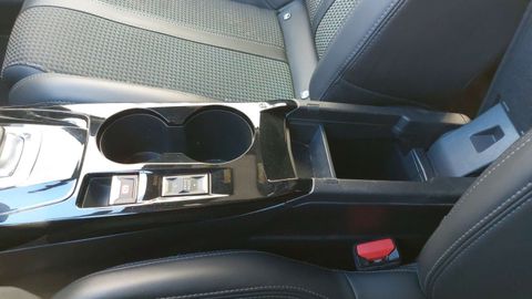 Car image 31