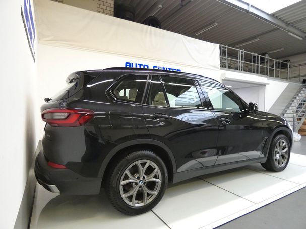 BMW X5 xDrive 210 kW image number 6