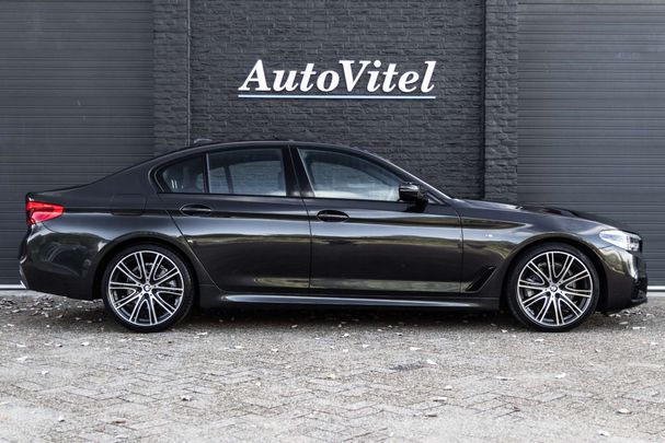 BMW 520i 135 kW image number 24