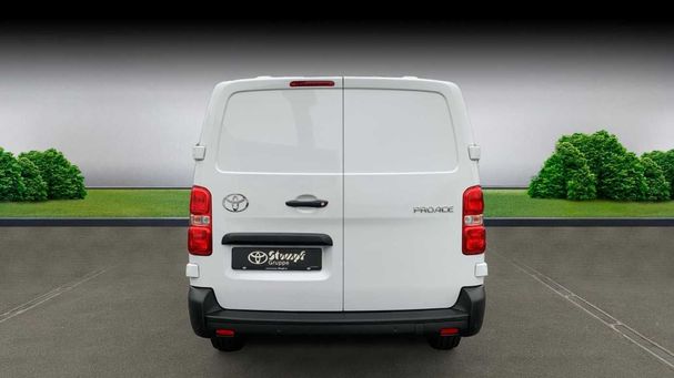 Toyota Proace Verso L2 Meister 106 kW image number 2