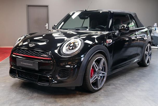 Mini John Cooper Works Cabrio 170 kW image number 15