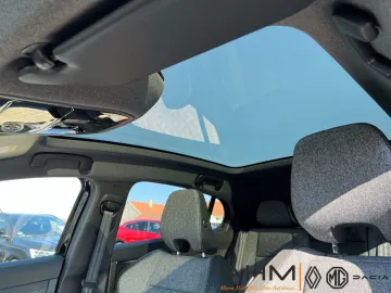 Car image 29