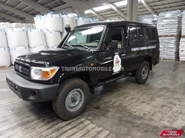 Toyota Land Cruiser 97 kW image number 9