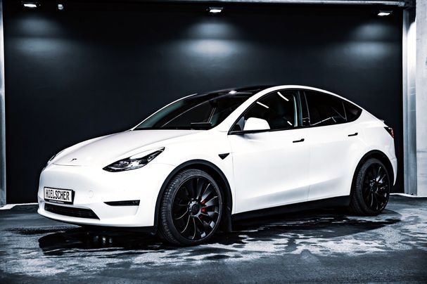 Tesla Model Y Performance AWD 393 kW image number 1