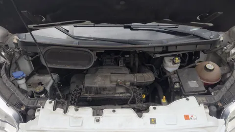Car image 37