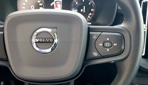 Volvo XC40 D3 Geartronic 110 kW image number 13