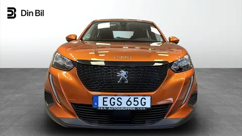 Car image 3