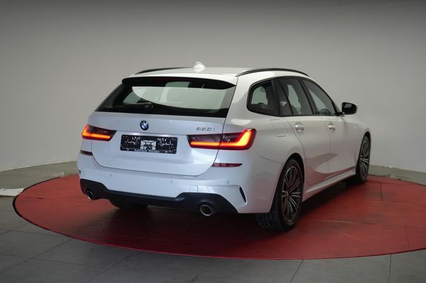 BMW 330i Touring M Sport 190 kW image number 3