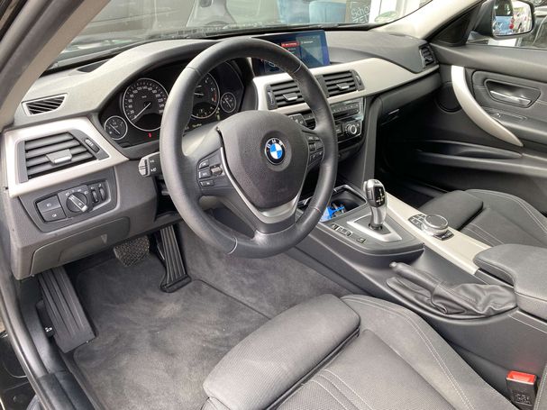 BMW 320d Touring Advantage 140 kW image number 24