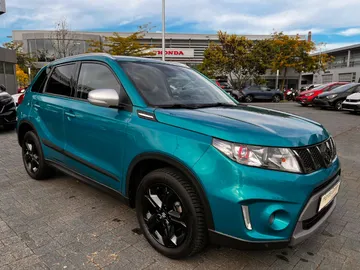 Car image 2