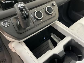 Car image 33