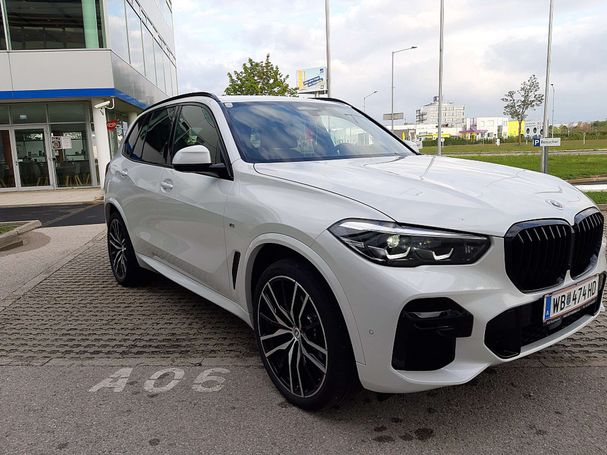 BMW X5 xDrive30d 210 kW image number 2