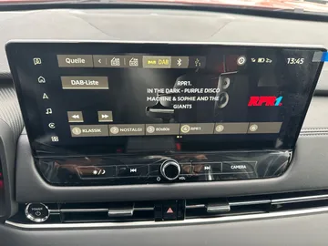 Car image 31