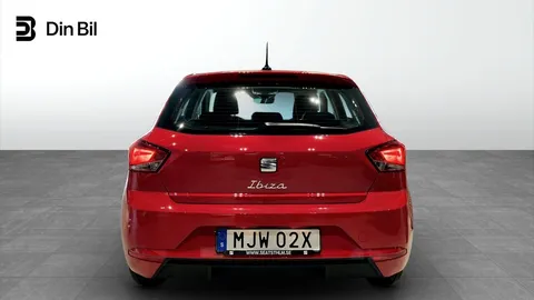 Car image 3