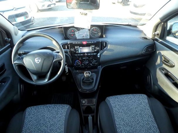 Lancia Ypsilon 51 kW image number 14