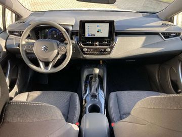 Car image 11