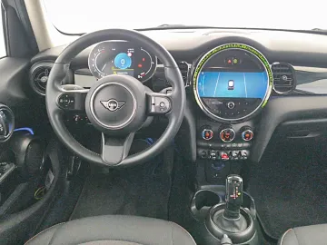 Car image 31