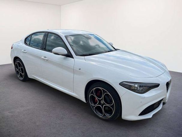 Alfa Romeo Giulia 2.0 Q4 206 kW image number 2