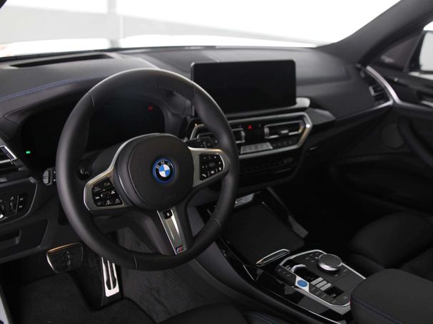 BMW iX3 210 kW image number 13