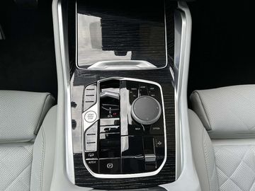 Car image 41