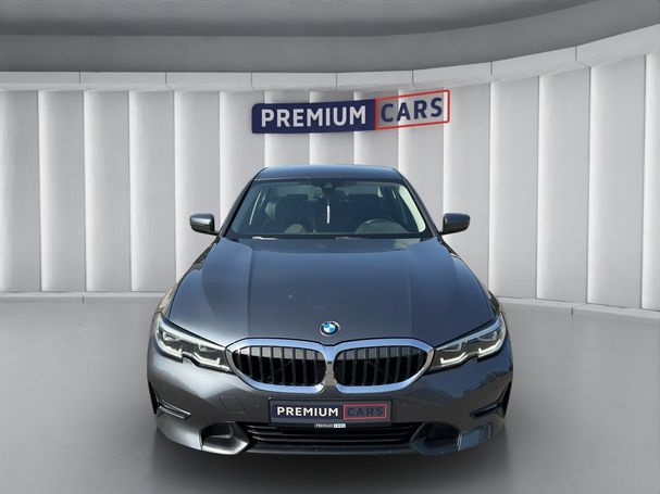 BMW 320d Sport Line 140 kW image number 8