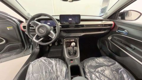 Car image 10