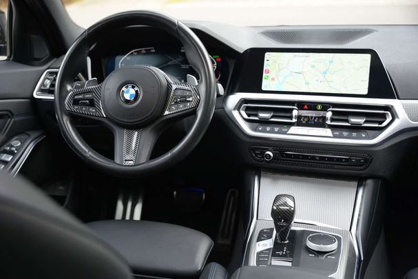 BMW 318i Touring M Sport 115 kW image number 14