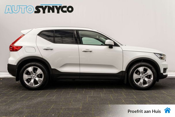 Volvo XC40 T3 Momentum 120 kW image number 2