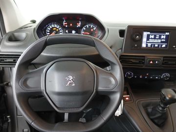 Car image 37