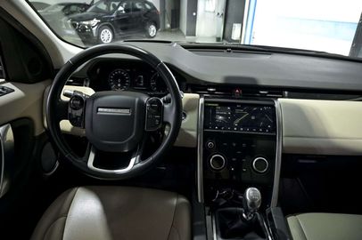 Car image 37