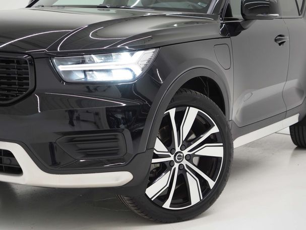 Volvo XC40 R Recharge T4 Design 155 kW image number 6