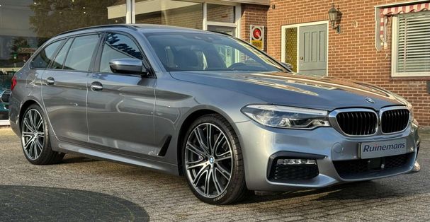 BMW 540d Touring xDrive 235 kW image number 2