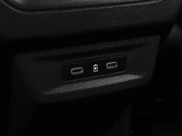 Car image 48