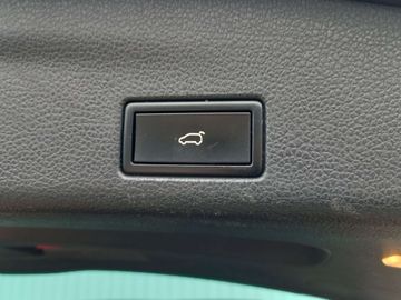 Car image 41