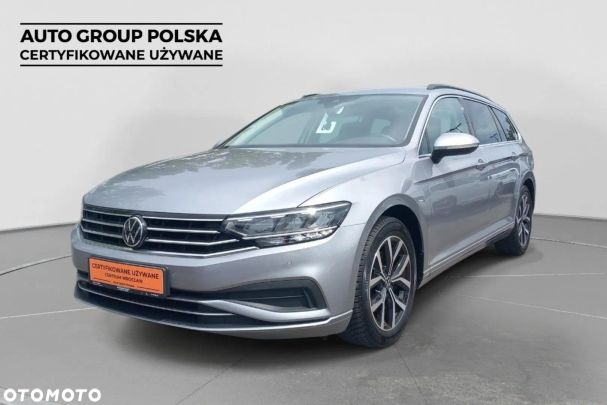 Volkswagen Passat 110 kW image number 1