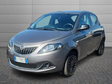 Car image 1
