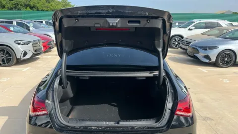 Car image 29