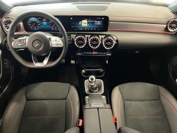 Mercedes-Benz CLA 180 100 kW image number 8