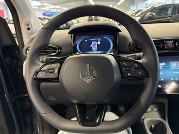 Car image 25