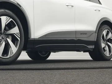 Car image 46