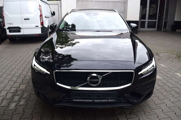 Volvo V60 T6 AWD Momentum 228 kW image number 2