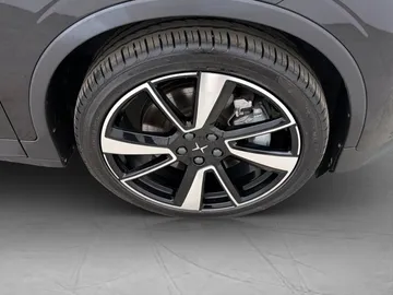Car image 35